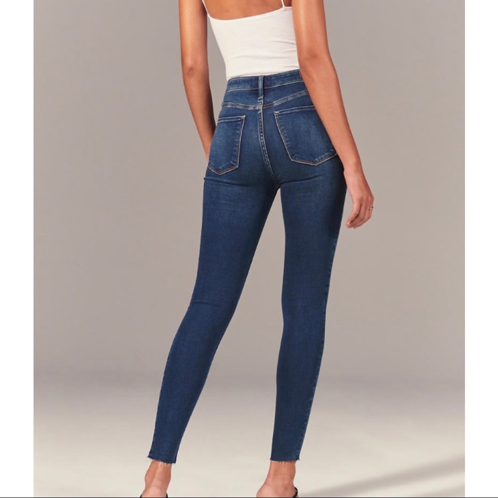 Abercrombie & Fitch jeans - Picture 3 of 13